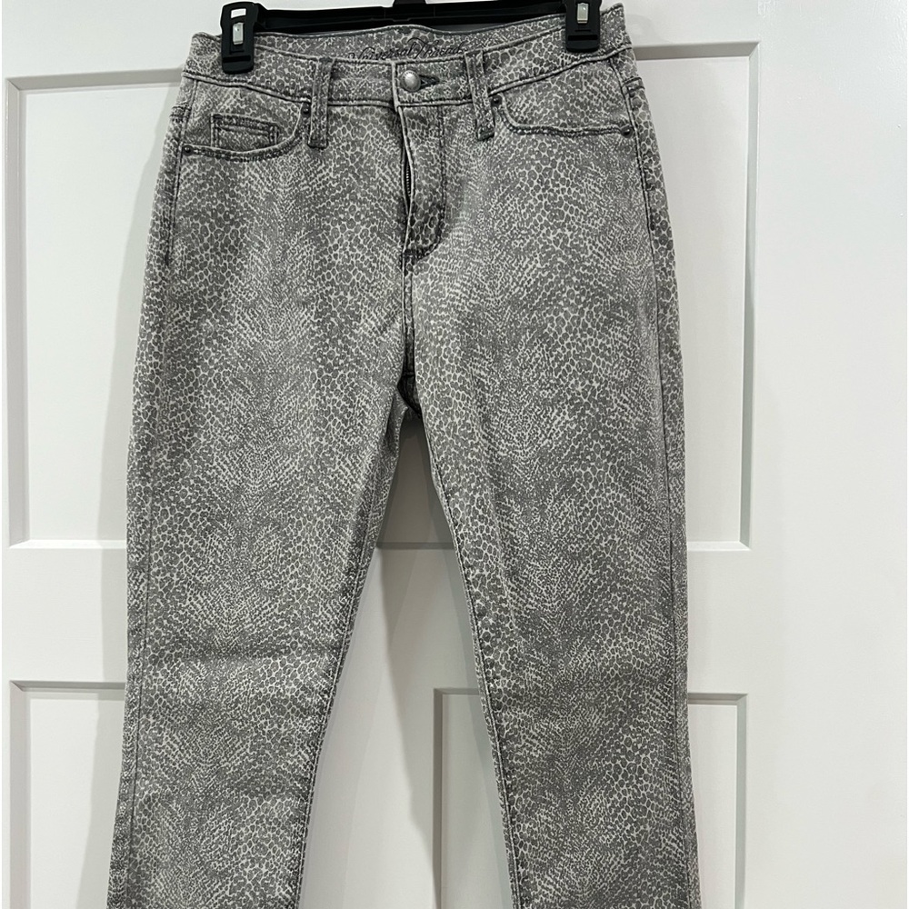 NWOT Universal Threads snake print denim